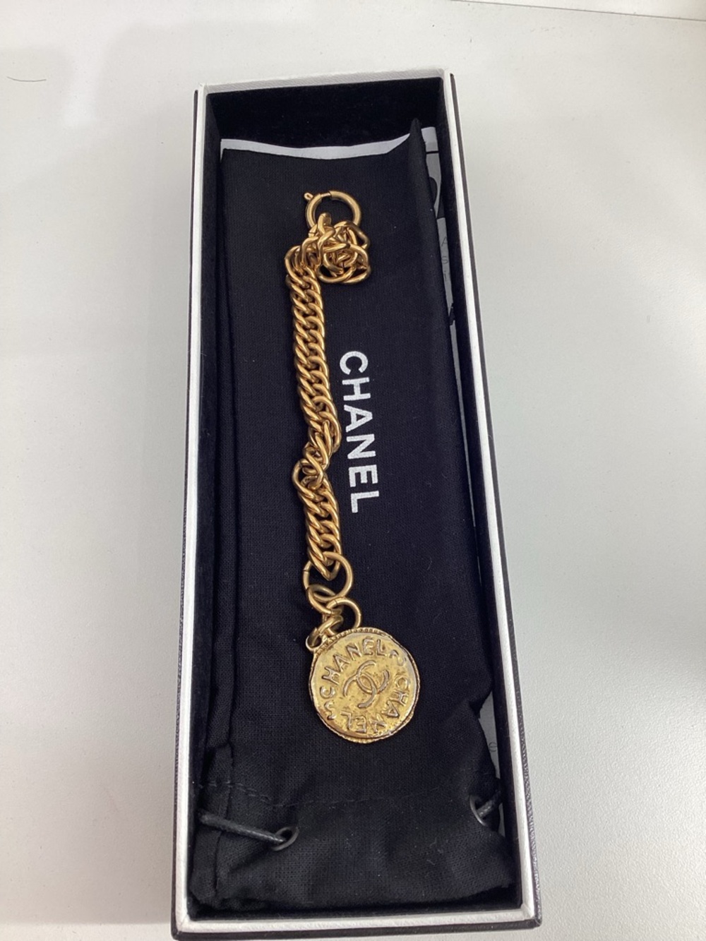 Pre Owned CHANEL Gold- Plated Chain Curb Link Bracelet with Coin Charm - Picture 6 of 7
